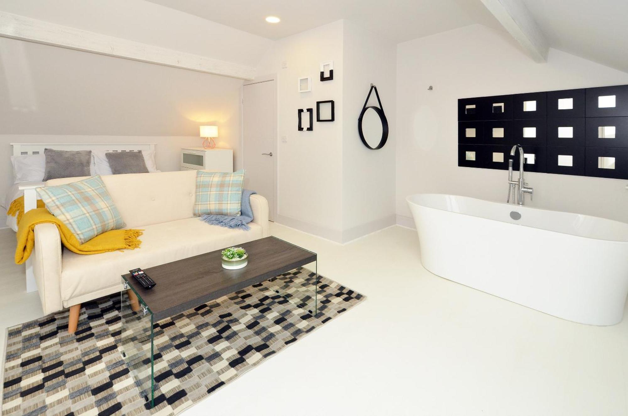 Townhouse Plus @ London Road Stoke Екстер'єр фото